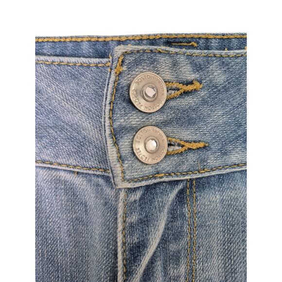 Boston Proper Jeans Womens Size 6 Boot Cut Distressed Denim Light Wash High Rise - Picture 3 of 11
